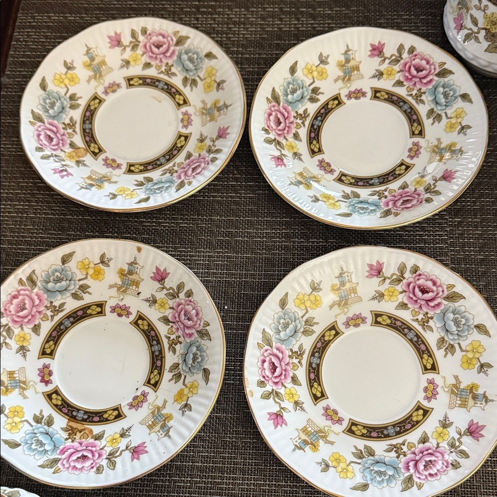Queen’s Cathay Rosina China Co. Ltd. Fine Bone China Tea Cup & Saucer Set of 4 - Picture 7 of 13